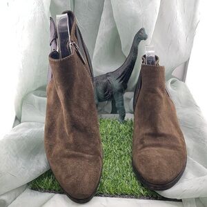 Aquatalia Olive Suede Strappy Heeled  Ankle Boots | 8.5